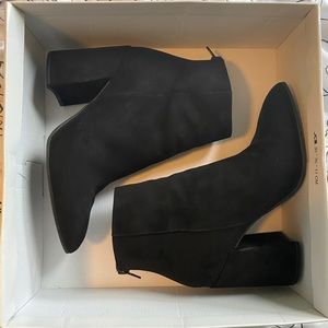 Steve Madden Black Suede Heeled Booties